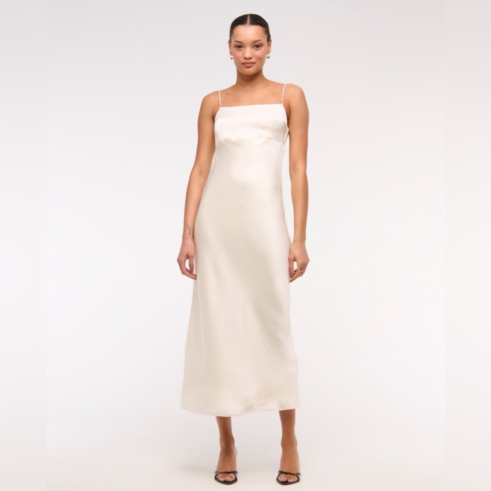 [SOLD] NWT Abercrombie & Fitch Faux Pearl Strap Maxi Dress